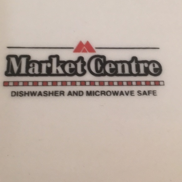 Beautiful Christmas Salad Plates - Picture 6 of 6